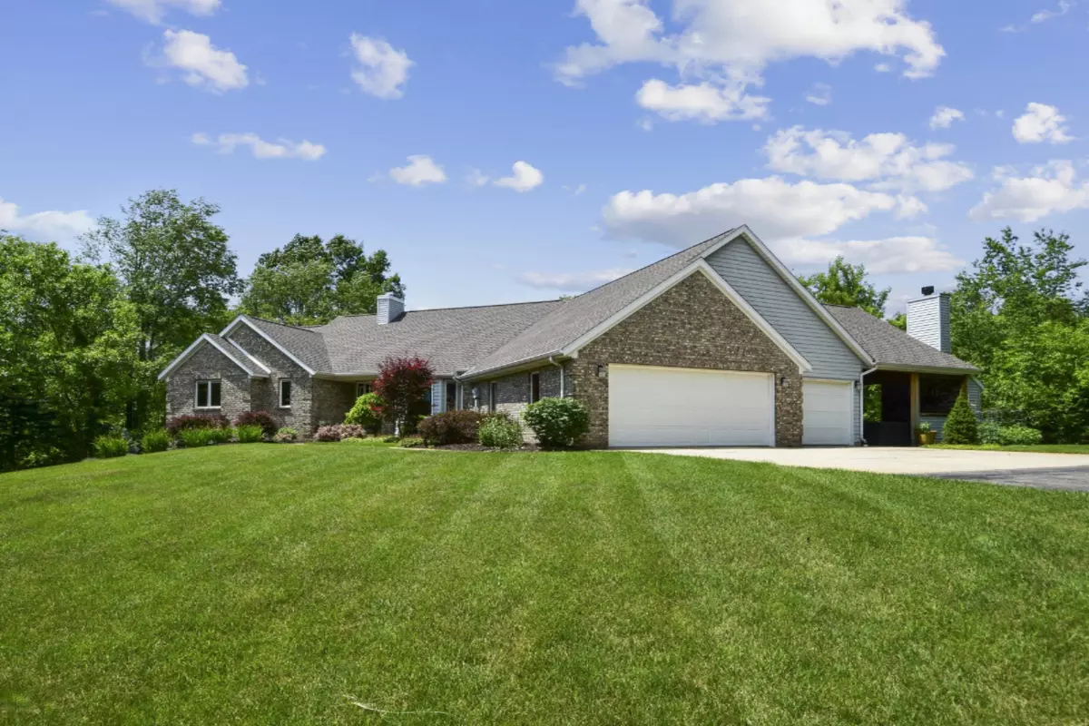 Caledonia, MI 49316,8310 Winding Creek SE Drive