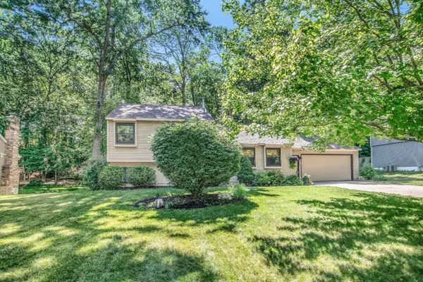 Ada, MI 49301,446 Adaway SE Avenue