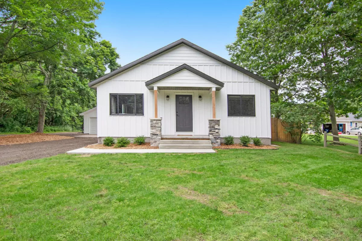 Grand Haven, MI 49417,15501 Comstock Street