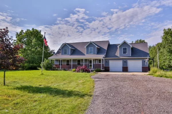 1067 E Beard Road, Perry, MI 48872