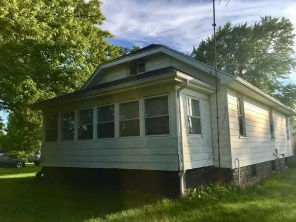 5395 S Moorland Road, Ravenna, MI 49451