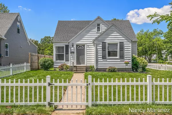 3129 Jefferson SE Avenue, Wyoming, MI 49548