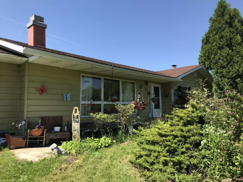6800 Greggs Crossing Road, Nashville, MI 49073