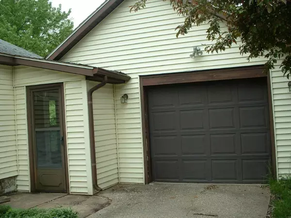 Wyoming, MI 49519,2427 Taft SW Avenue