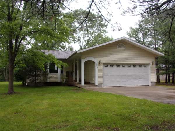 3358 E River Road, Twin Lake, MI 49457