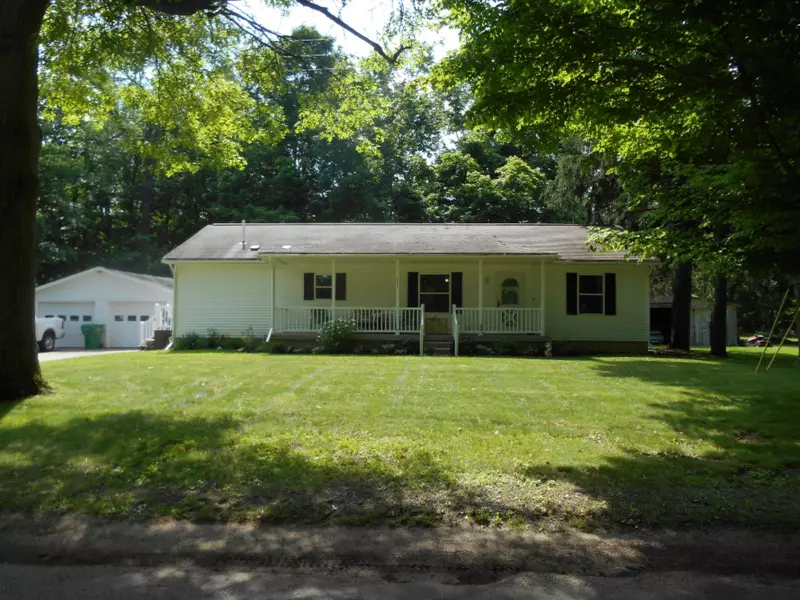 452 S Burr Oak Road, Burr Oak, MI 49030