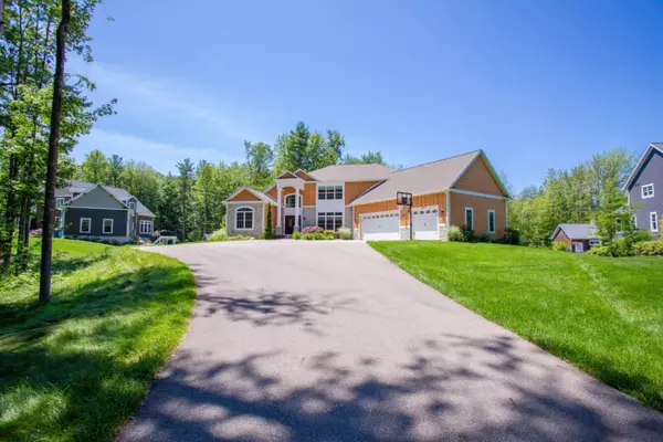 Spring Lake, MI 49456,17883 W Spring Lake Road