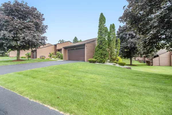 Holland, MI 49423,317 Maple Creek Court