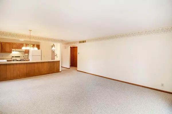 Holland, MI 49423,317 Maple Creek Court