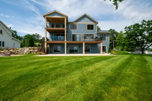 Twin Lake, MI 49457,2692 Johnston Road