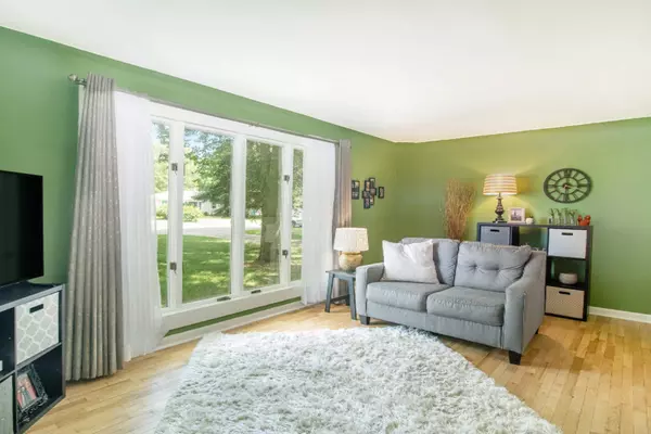 Holland, MI 49423,122 Cambridge Avenue