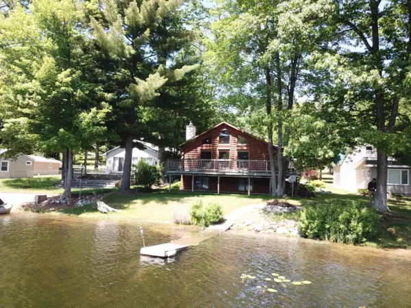 10237 Toohy Trail, Harrison, MI 48625