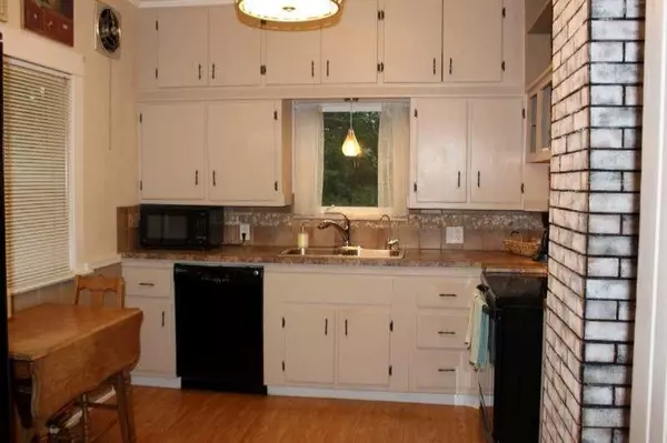 Grand Haven, MI 49417,948 Pennoyer Avenue