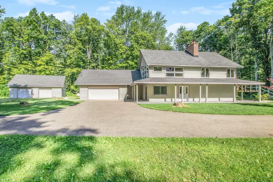 8271 W DE Avenue, Kalamazoo, MI 49009