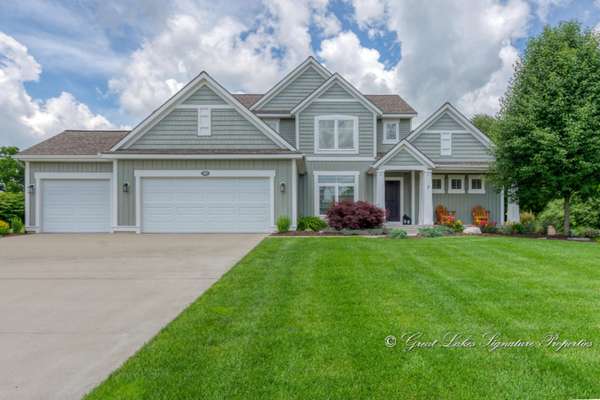 5375 Harvest Moon NE Court, Belmont, MI 49306