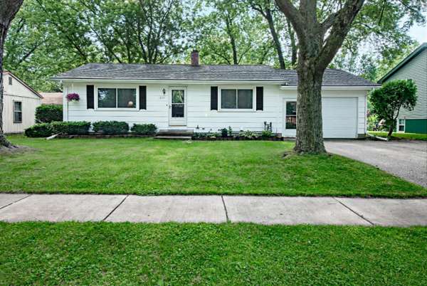 257 Apple Street, Coloma, MI 49038