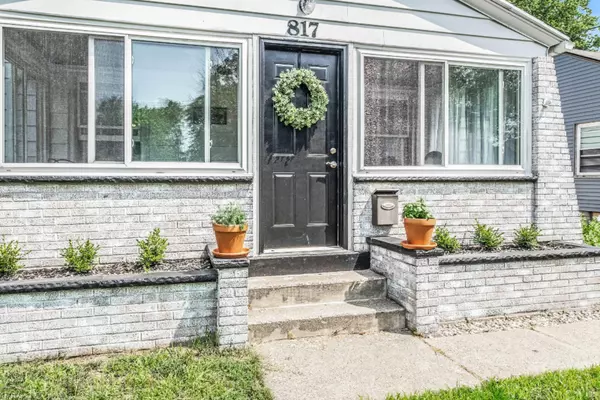 Wyoming, MI 49509,817 35th SW Street