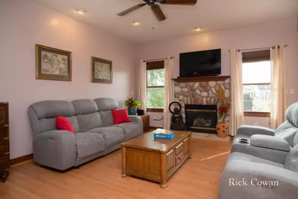 Hudsonville, MI 49426,4544 Bridlewood Drive