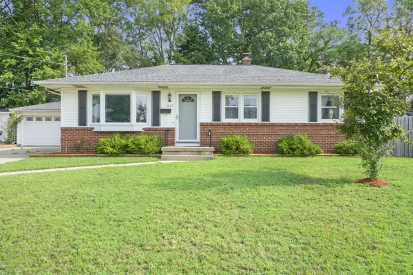 1627 Den Hertog SW Street, Wyoming, MI 49519