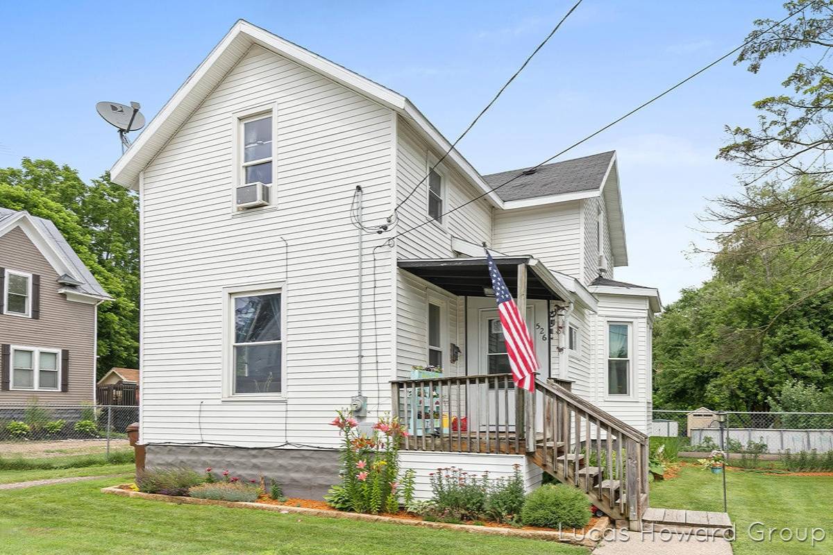 526 N Jackson Street, Ionia, MI 48846