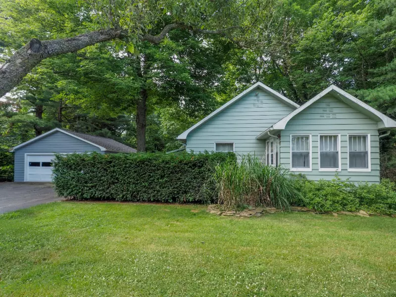 3519 W Milham, Portage, MI 49024