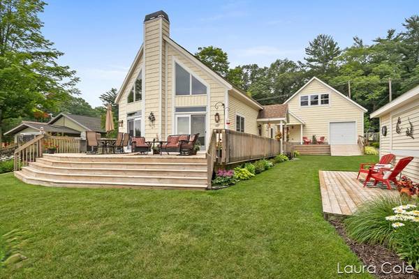 6490 Middle Lake Road, Twin Lake, MI 49457