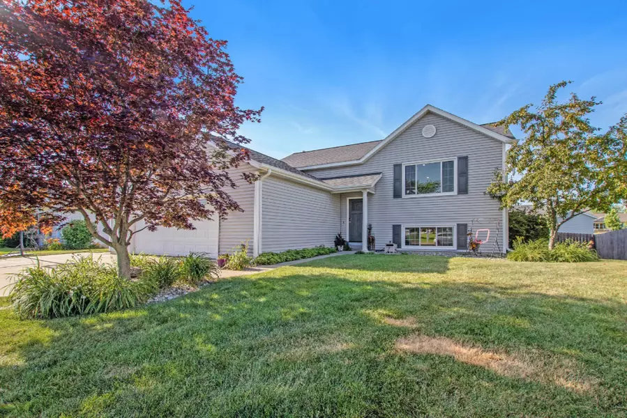 8337 Bennigan Lane, Zeeland, MI 49464