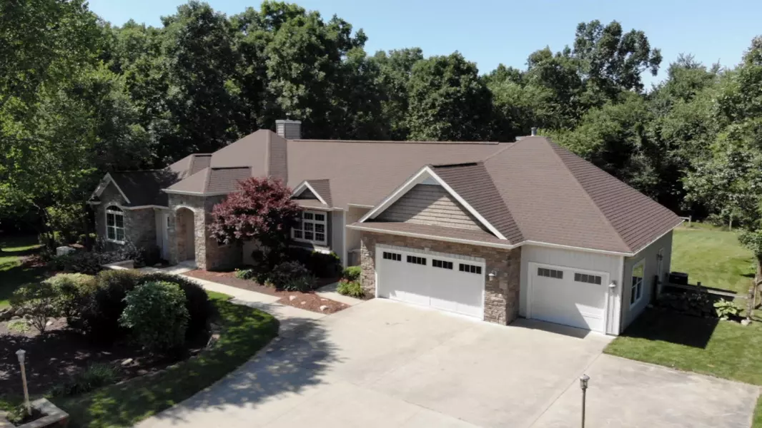 1671 Prairiewood Court, Otsego, MI 49078