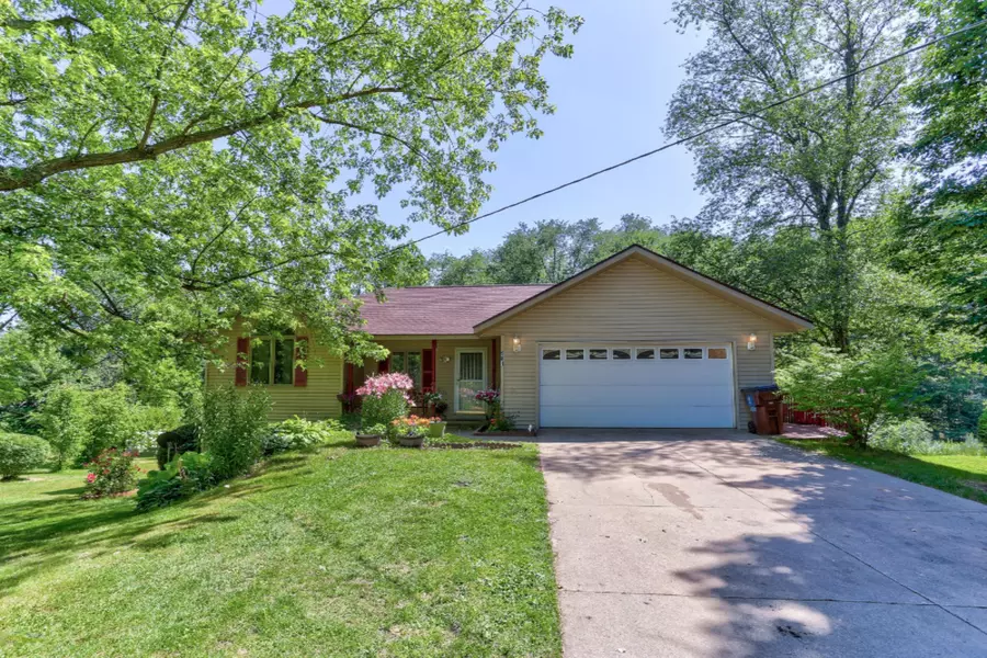 981 Shadybrook Drive, Holland, MI 49424