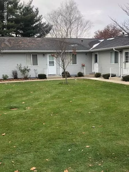 5049 Green Meadow Road, Kalamazoo, MI 49009