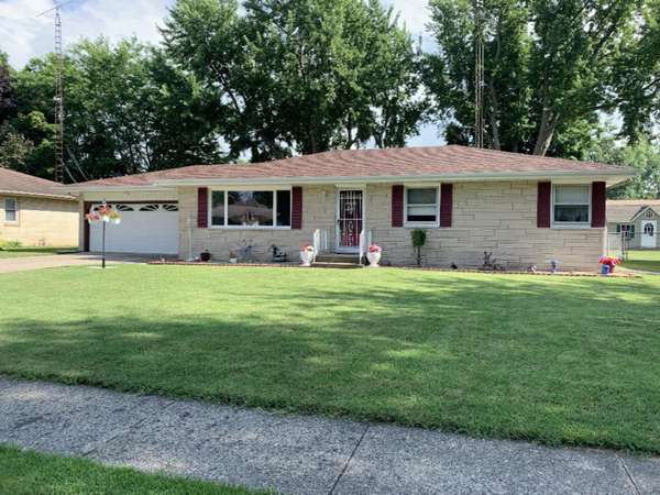 342 Maple St. Street, Coloma, MI 49038