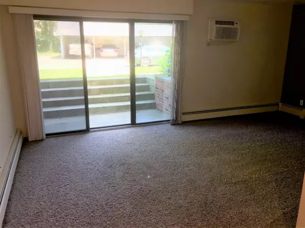 Hudsonville, MI 49426,5290 Southbrook Court #42