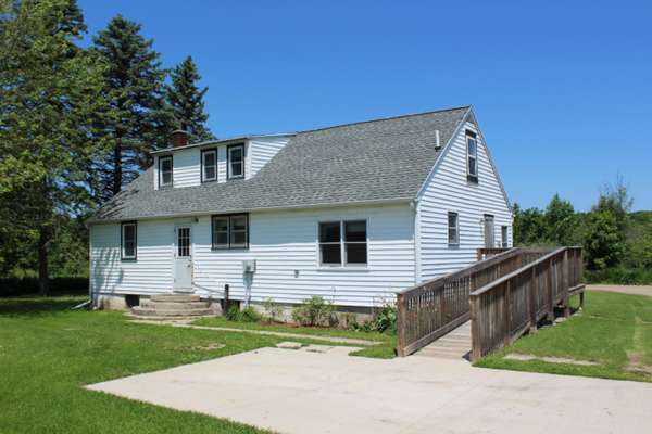 10302 Lake Montcalm NE Road, Vestaburg, MI 48891