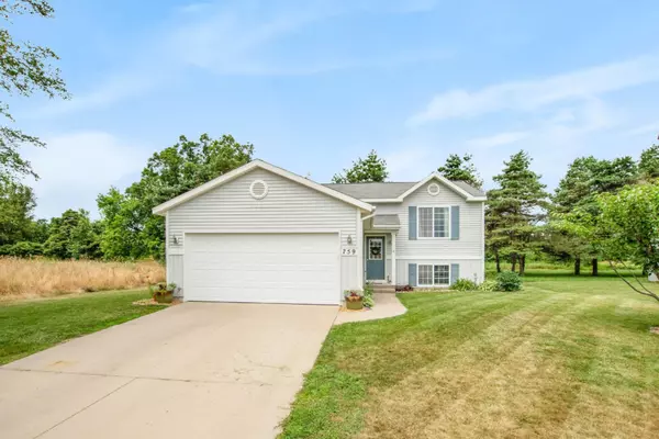 Belding, MI 48809,759 Pine Ridge Drive