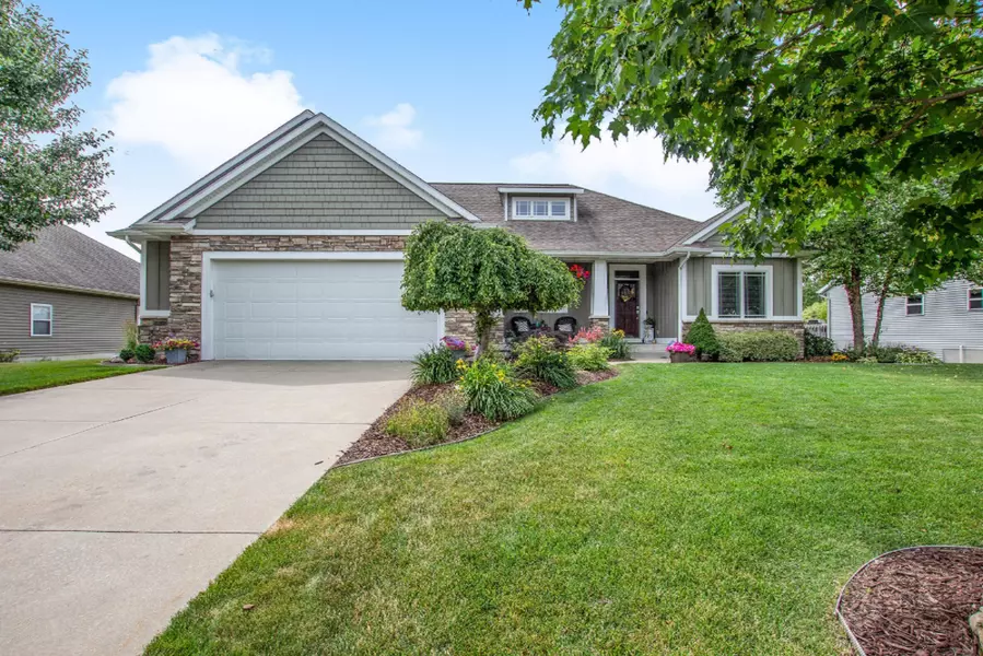 4380 Oak Meadow Drive, Hudsonville, MI 49426