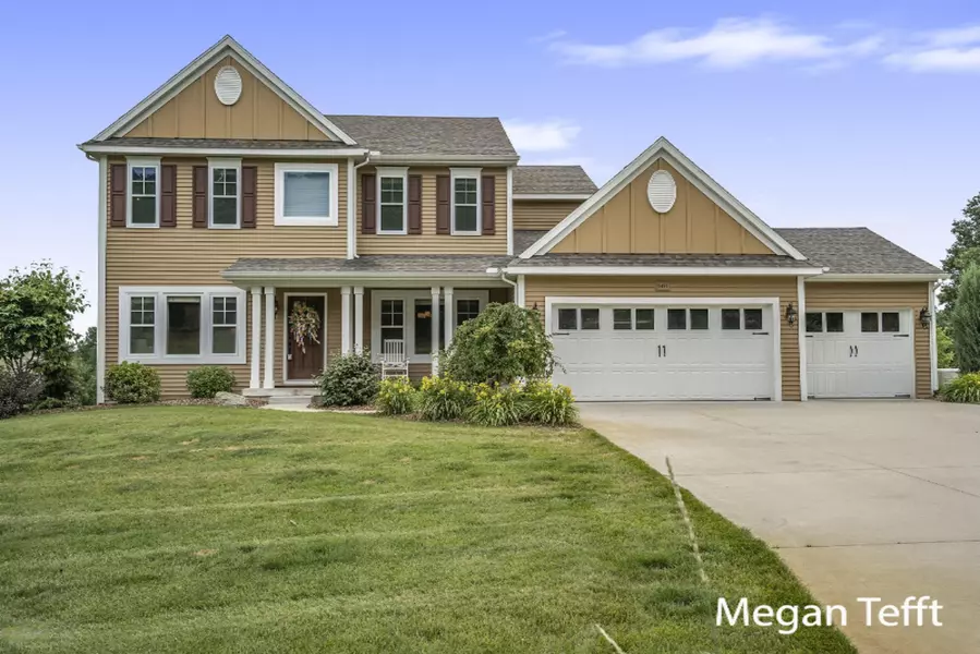9490 Shakespeare SE, Alto, MI 49302