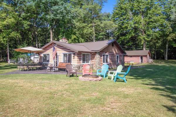 12492 S Sand Beach Drive, Grant, MI 49327