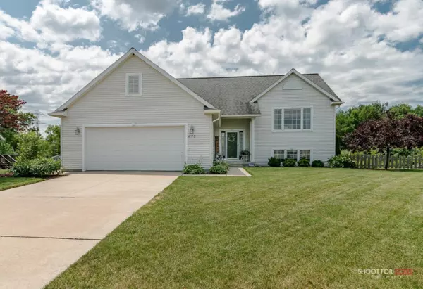 853 Sunrise NW Lane, Walker, MI 49534