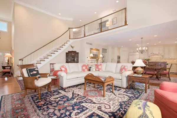 Holland, MI 49423,596 Old Macatawa Court
