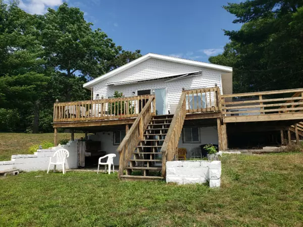 Twin Lake, MI 49457,6910 Parkway Road