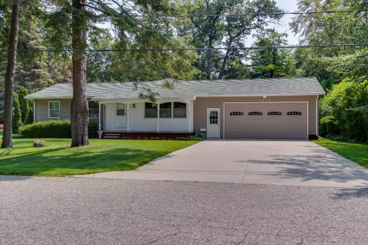 Norton Shores, MI 49441,1629 Helen Drive