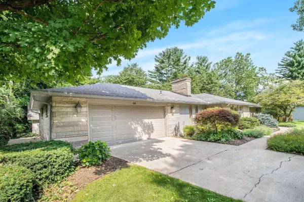 Niles, MI 49120,818 Sassafras Lane