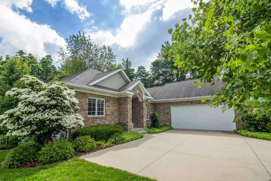 15007 Silver Fir Drive, Holland, MI 49424