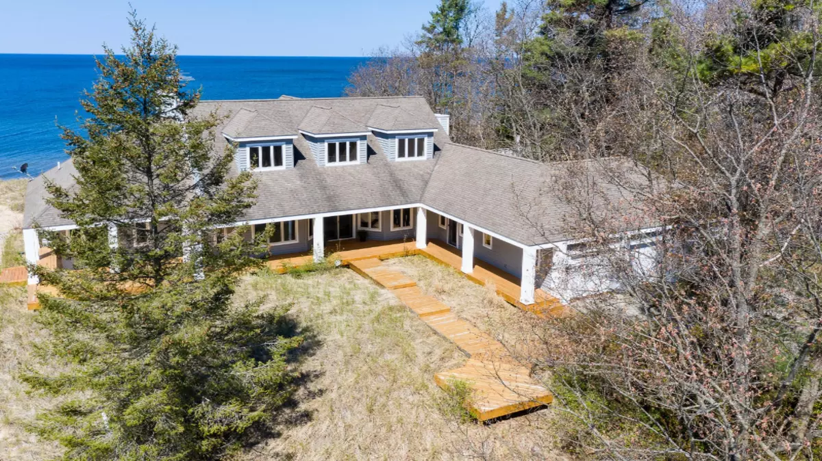 Grand Haven, MI 49417,13467 Windcrest Lane