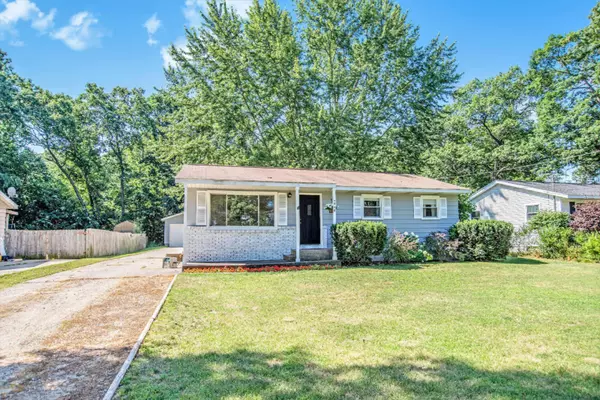 14946 Groesbeck Street, Grand Haven, MI 49417