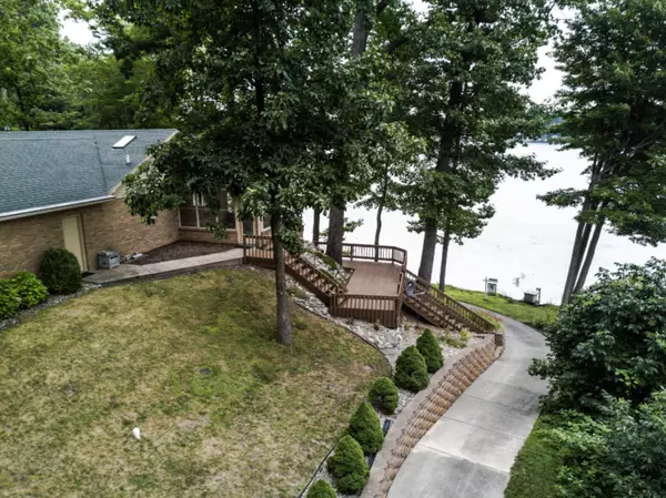 Gobles, MI 49055,28677 Northern Bluff Drive