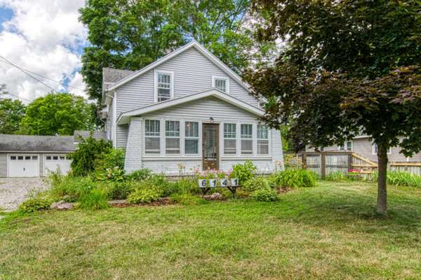 6141 Idaho NE Avenue, Belmont, MI 49306