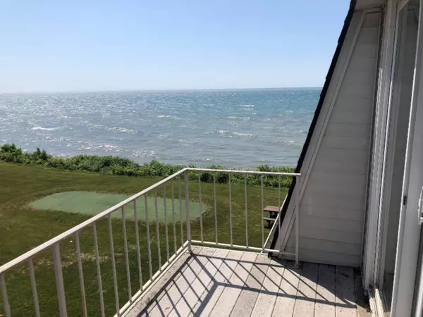 St. Joseph, MI 49085,3610 Lakeshore Drive #30