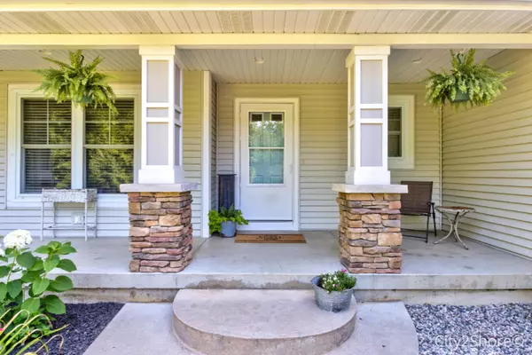 Zeeland, MI 49464,4523 34th Street