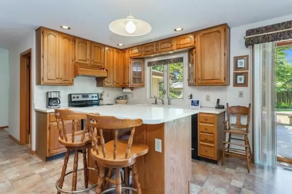 St. Joseph, MI 49085,2014 S Valley View Drive